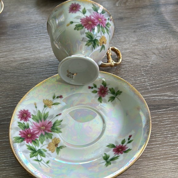 Vintage Japan China Flower of the Month, September “Aster” footed tea cup/saucer - Picture 4 of 4